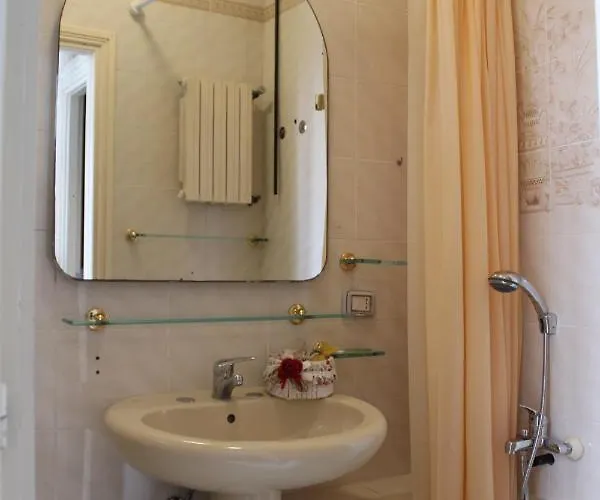 Rosy Gallo Bed & Breakfast *